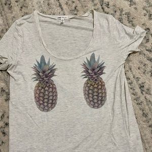 Victoria’s Secret tee